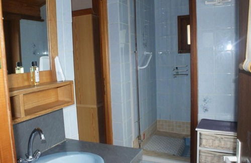 Recques-sur-Hem House | Relaxing Location for Families and Pets at Détente