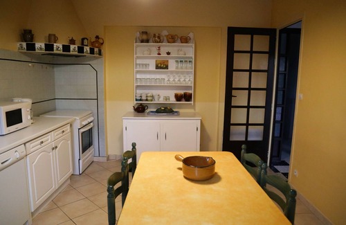 Prades Apartment | Oceanfront Cottage for 6 with Spa - Guest Rated 10/10