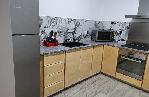 Ras Jebel Apartment | Beachside Retreat: Child-Friendly Stay Near the Shore