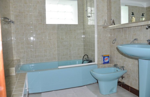 Saint-Honore-les-Bains Apartment | Cozy Ocean View Stay at Location Saisonnière