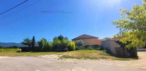 Apt House | Beautiful Luberon Gite with Pool & Oceanfront Views