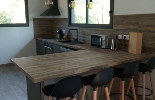 Monteils House | Top-Rated Gite en Bois Monteils: Ideal for 6 Guests!