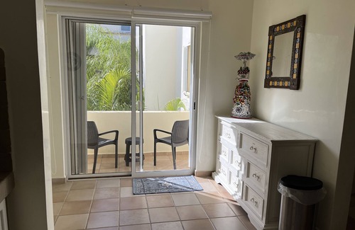 Gonzalo Guerrero Condo | Prime Beachside Condo with Ocean View and Pool Access