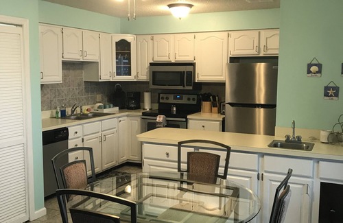 Osage Beach Condo | Prime Location with Pool, Lake Views & Pet-Friendly Options