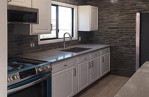 Belmont Shore Apartment | Prime Location with Ocean View & Spa - Guest Rated 10/10
