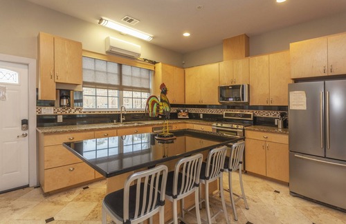 Central East Austin House | Prime Location with Amazing Views for Your Perfect Getaway!