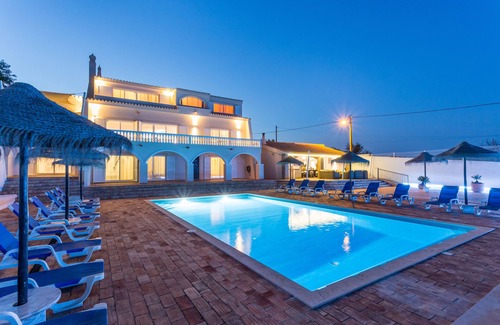 Luz Villa | Prime Oceanfront Retreat with Spa & Pool - Rated 10/10!