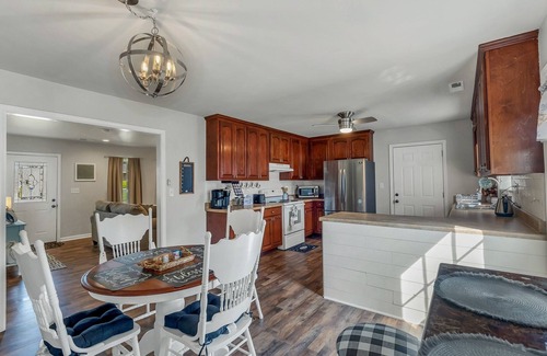 Cullman House | Prime Location: Steps from Shopping & Pet-Friendly Amenities