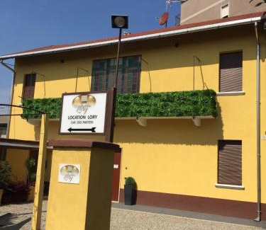 Busto Arsizio House | Pet-Friendly Retreat at Location Lory - Rated 9.2/10