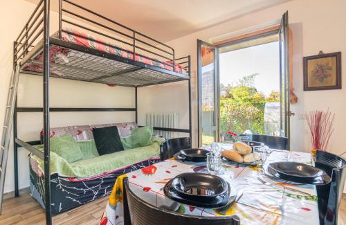 Valtellina Apartment | Location piano terra con giardino privato