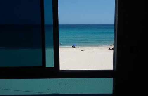 d'har ayed Apartment | Oceanfront Escape at Location S Plus 1 Front de Mer