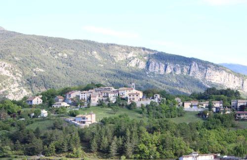 Saint-Julien-du-Verdon Apartment | Family-Friendly Vacation Retreat with Pet Welcomes
