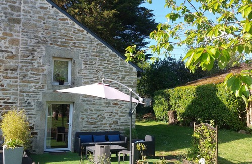 Locunole Cottage | Discover a Unique Retreat for Work and Leisure