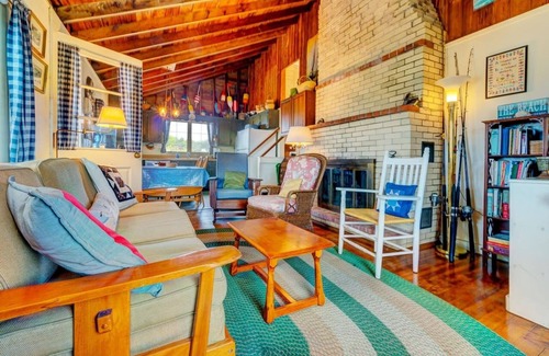 Wellfleet Cottage | Waterfront Beachfront Cottage on Ryder Beach - Rated 9.4/10