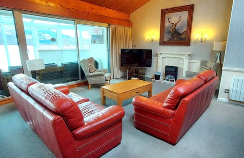 Kinloch Rannoch Apartment | Pet-Friendly Retreat at Loch Rannoch Highland Lodge