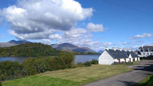 Portsonachan Apartment | Loch side Apartment