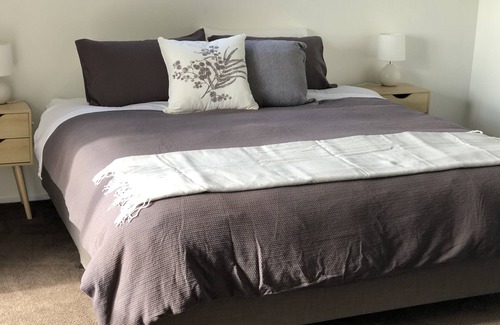 Merimbula Cabin | Discover Lochview: Pet Friendly Stay in Merimbula