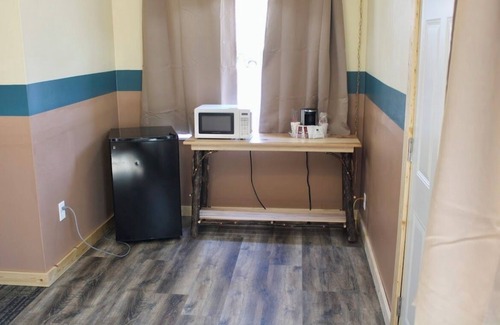 Sault Ste. Marie Hotel | Relax at adoba hotel Lockview with Top Amenities & Great Rating