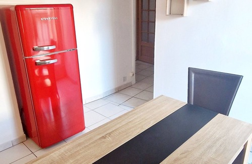 Lodeve Apartment | Explore Lodève: Downtown Retreat with Family-Friendly Amenities