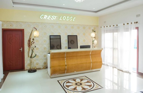 Lusaka Cabin | Pet-Friendly Lodge for 11 Guests with Pool and Kitchen