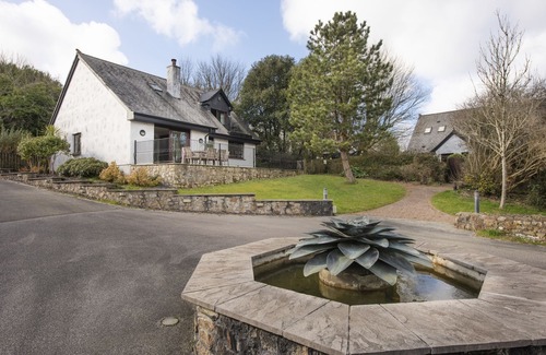 St Wenn House | Lodge 21, Hustyns - a lodge that sleeps 6 guests in 3 bedrooms