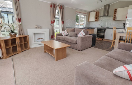Saint Asaph Cottage | Pet-Friendly Lodge 4 with Pool and Ocean View in St Asaph