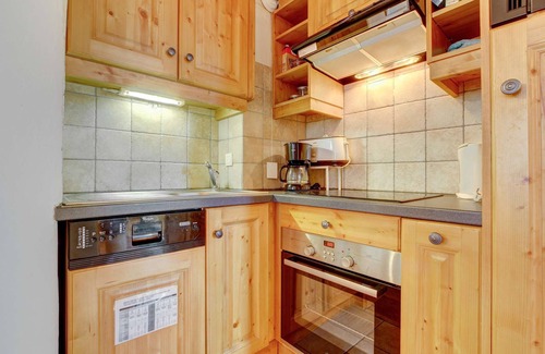 Morzine Apartment | Guest Rated 10/10: Lodge 8 with Two Bedrooms Near Centre