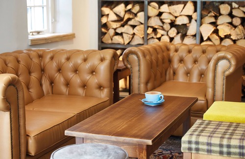 Whiteley Hotel | Discover Lodge at Solent: 4-Star Hotel with Family-Friendly Amenities