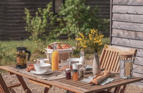 Volvic Ski Chalet | Family-Friendly Retreat at Lodge Basalte for Memorable Stays