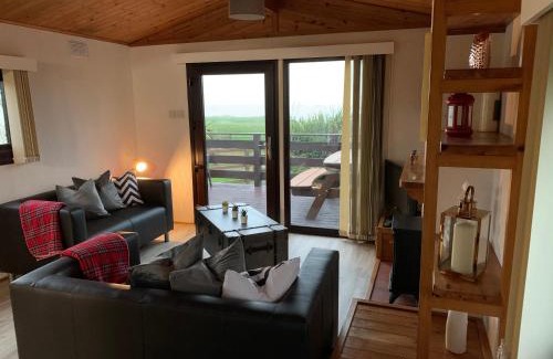 Portpatrick Apartment | Inviting Lodge Cabin with Scenic Views – Ideal Farm Retreat