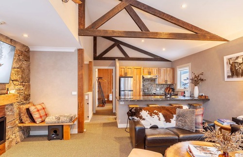 Perisher Valley Apartment | Explore Lodge Chalet 28: Family-Friendly 3BR Apartment