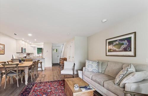 Stowe Area House | Lodge Condo 35