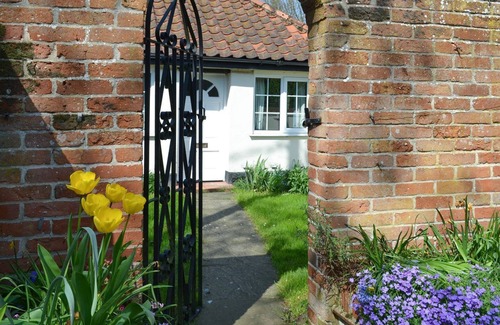 East Dereham Cottage | Cozy 1 Bedroom Retreat in Scarning, Near Dereham