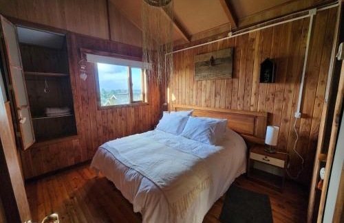 Fresia Cabin | Perfect Retreat: Lodge El Sarao with Oceanfront Views