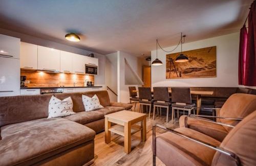 Wald im Pinzgau Ski Chalet | Discover Lodge Elise: 4-Star Oceanfront Retreat for Families