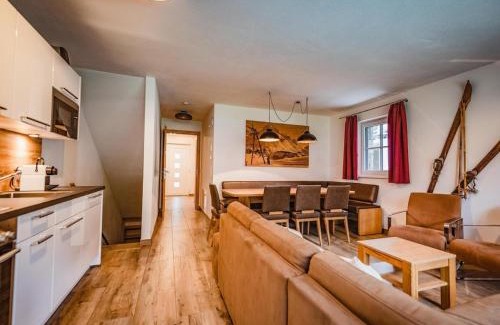 Wald im Pinzgau Ski Chalet | Discover Lodge Elise: 4-Star Oceanfront Retreat for Families