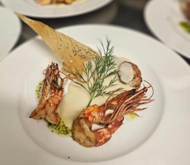 Sommedieue Hotel | Pet-Friendly Lodge Hôtel de Sommedieue with Ocean Views