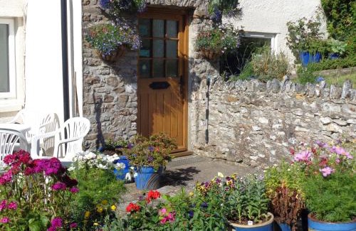 Bishopswood Bed & Breakfast | Top-Rated Lodge House B&B with Family-Friendly Amenities