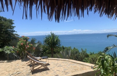 Nosy Komba House | Elegant Lodge in Paradise with Complimentary Breakfast