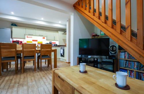 Liverton House | Discover Lodge Nine - A Perfect Devon Holiday Retreat