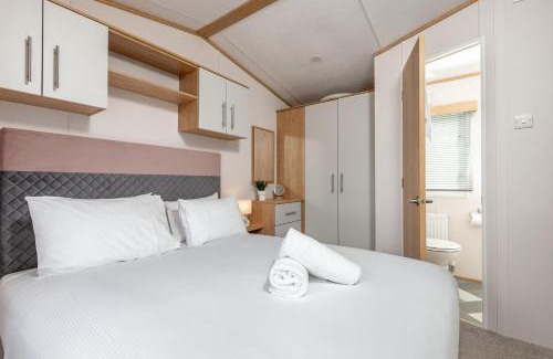 Strathkinness House | Family-Friendly Lodge 10 The Silverdale Near St Andrews