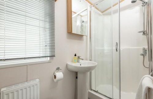 Strathkinness House | Family-Friendly Lodge 10 The Silverdale Near St Andrews