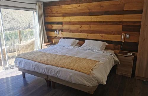 Paihuano Cabin | Relax at Lodge Nueva Elqui: Family-Friendly with Pool & Breakfast