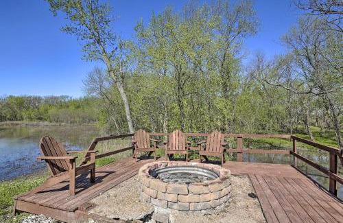 Wakenda House | Idyllic Lodge on 240 Acres with Grill and Fire Pit