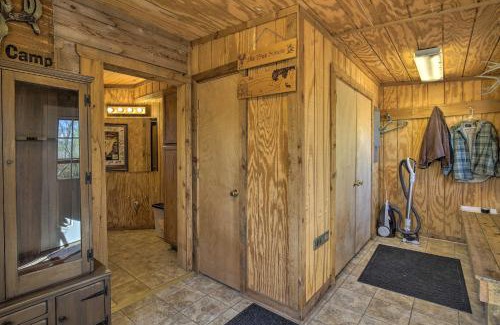 Wakenda House | Idyllic Lodge on 240 Acres with Grill and Fire Pit