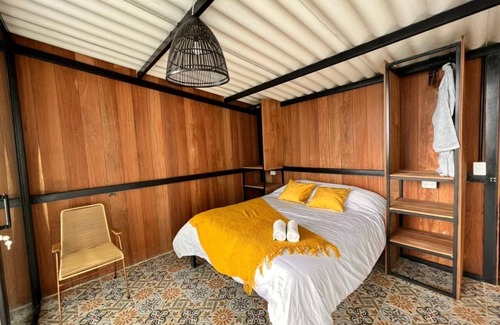 Manizales Hotel | Discover Lodge Paraiso Verde Manizales: Pool & Spa Retreat