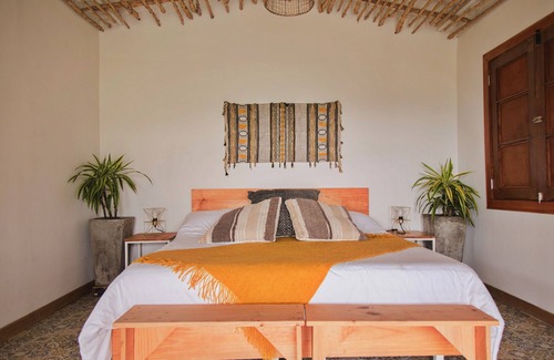 Manizales Hotel | Discover Lodge Paraiso Verde Manizales: Pool & Spa Retreat