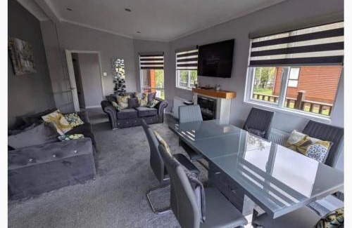Berwick-upon-Tweed Resort | Lodge Retreat 4 - Haggerston Castle
