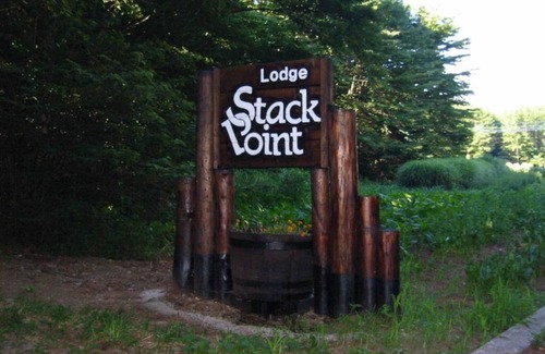 Narusawa House | Discover Lodge Stack Point: Family-Friendly Stay with Dining