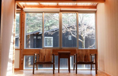 Kokonoe Hotel | Welcoming Oita Toranoyu: Family-Friendly with Hot Tub
